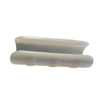 20mm 22mm プラスチックのパイプフィッティング 温室フィルム 固定 接続クランプ